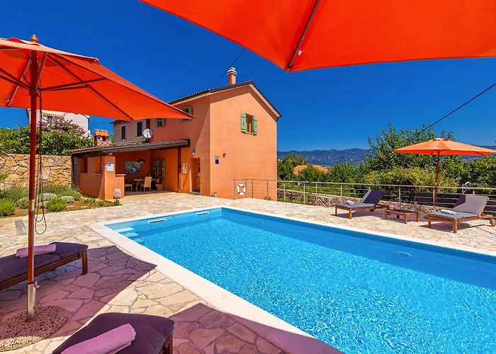 Holiday House Villa Silo